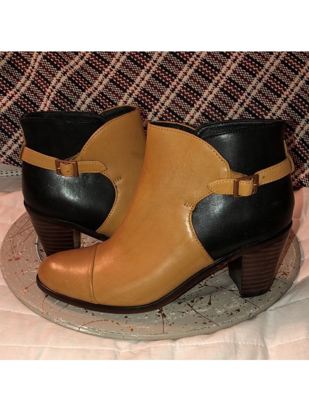 Wolverine Sz 8 1000 Mile Rockford Samantha Pleet Taupe Black Ankle Booties